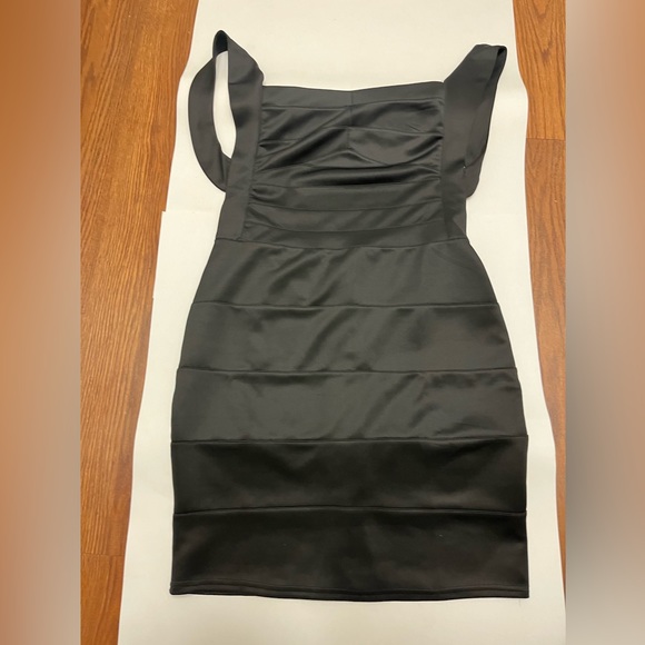 ♥️ FREE with any purchase 🙏🏽 NWT 🖤 Anna Kaci Little Black Dress bodycon - Picture 6 of 14